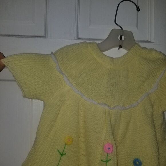 Vintage Handmade Knit Crochet Baby girl dress Yellow & white soft spun made in J - Picture 4 of 9